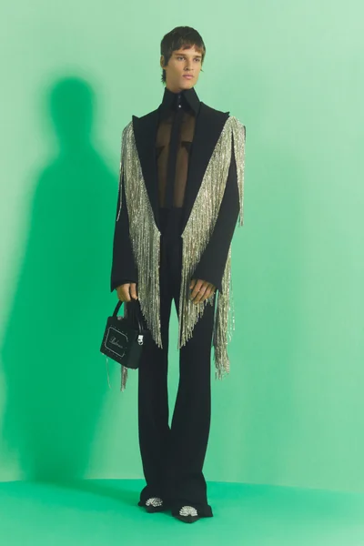 Look 32
